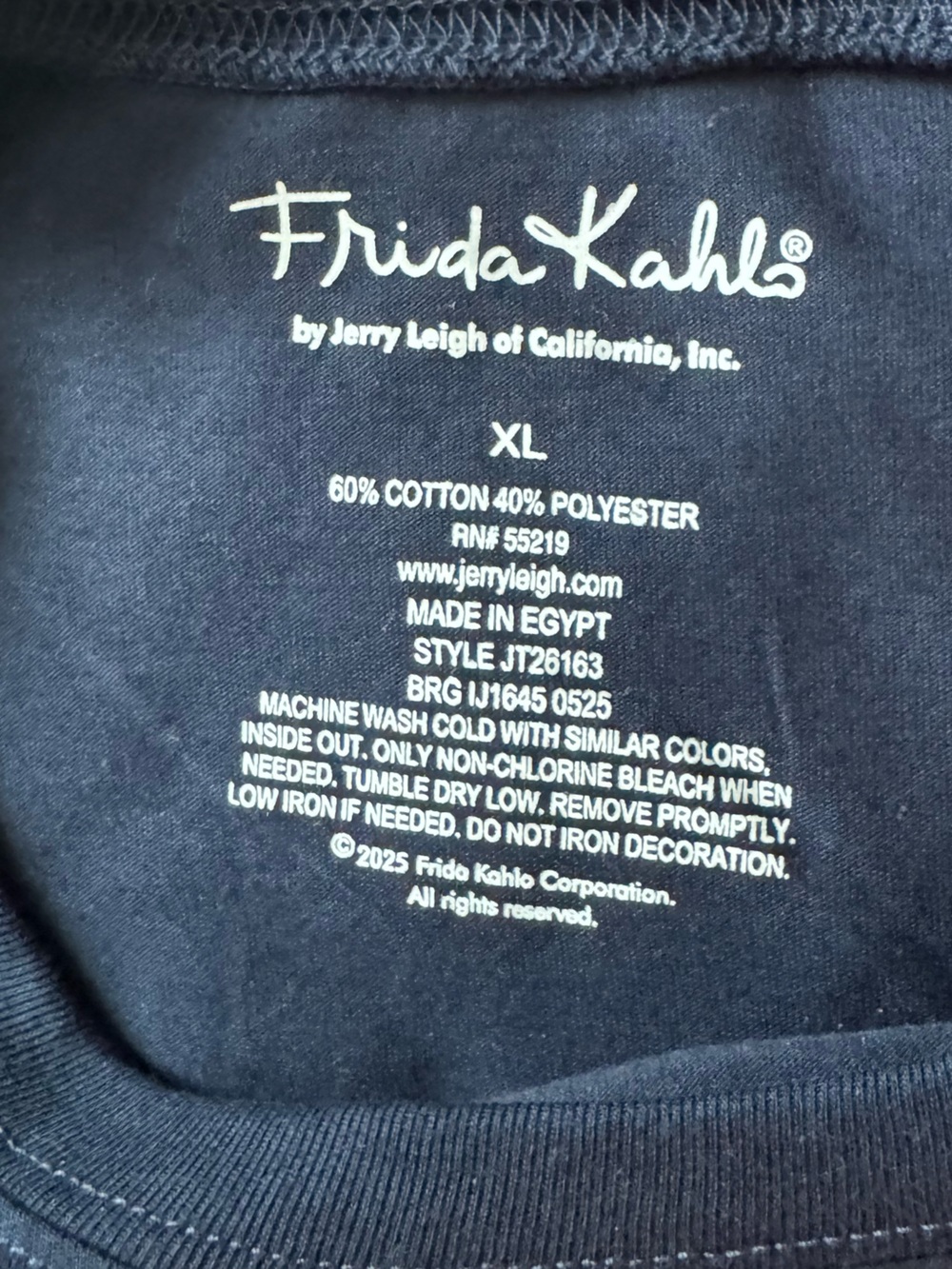 Frida Kahlo Graphic Tee in Navy by Jerry Leigh - Size XL - Like New - Picture 5 of 5